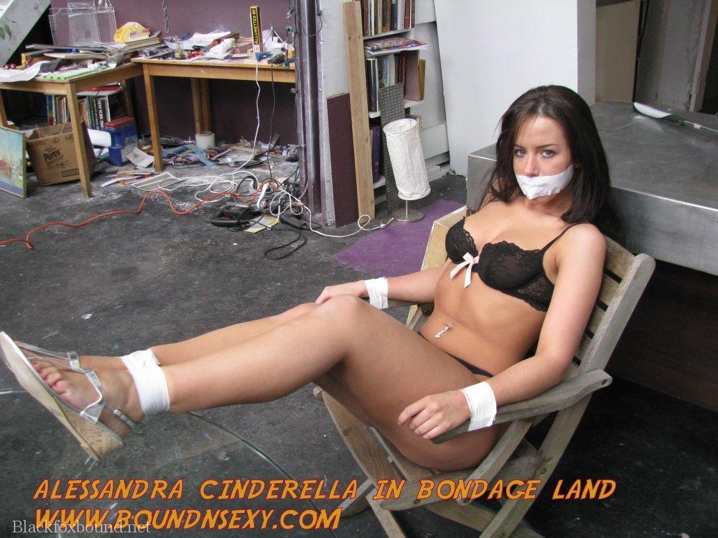 Amateur models get gagged and bound before struggling against restraints -  NakedPics