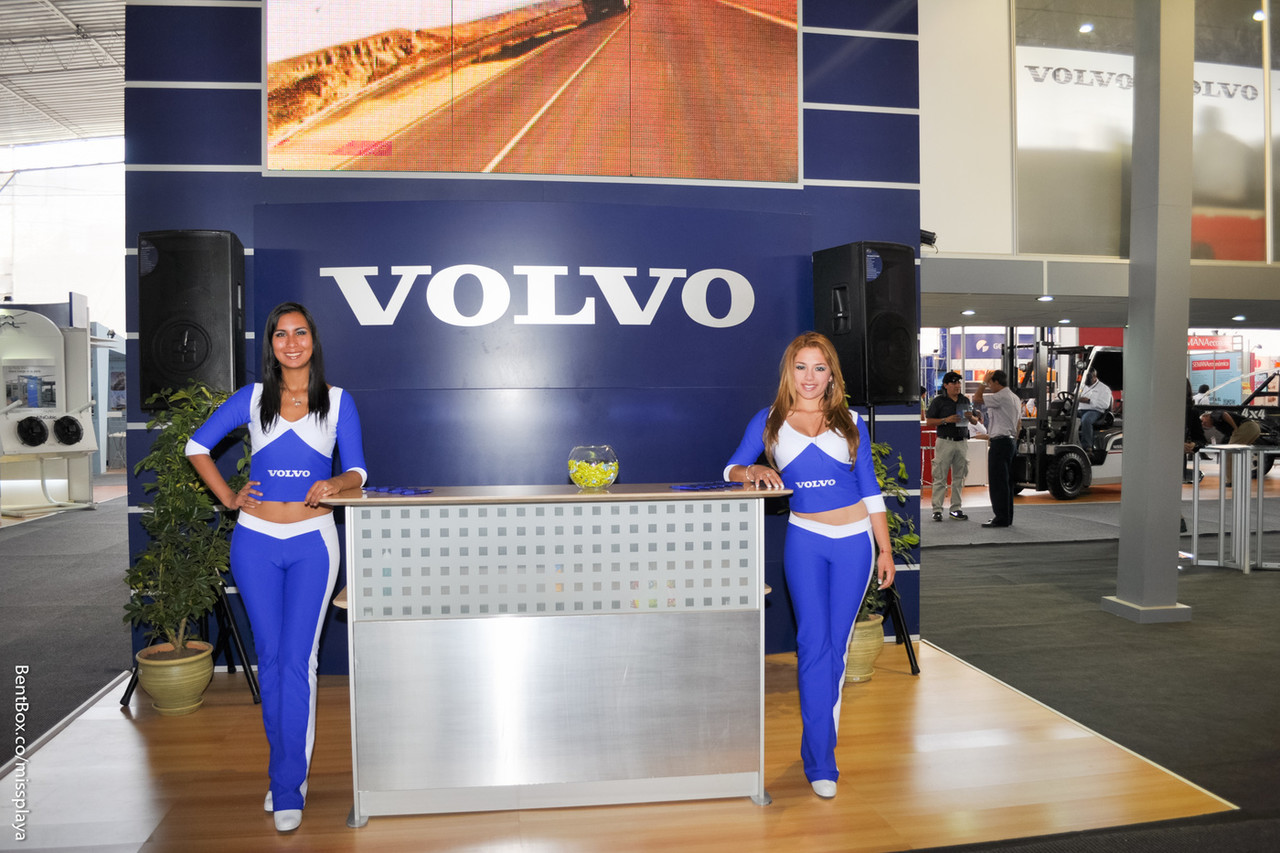 Volvo Promo Girls Posing In Their Sexy Blue Outfits At The Car Show