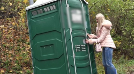 Blonde Katy Sky has to drop her jeans & pee in public because of locked toilet