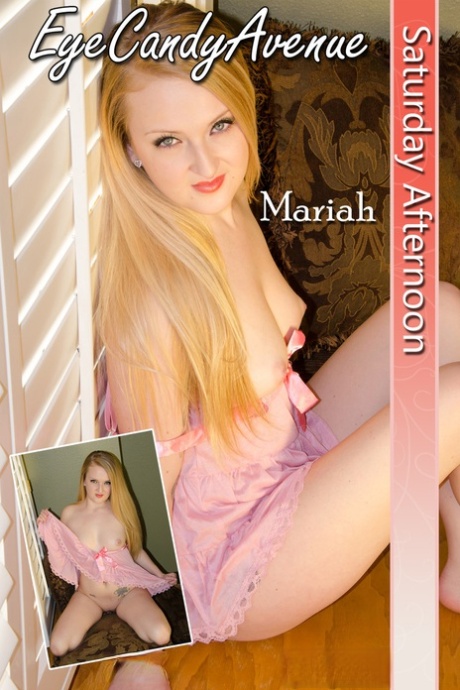 La bionda teenager Mariah perde le tette e il sedere dalla lingerie da baby doll