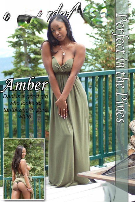 Ebony amateur Amber laat haar grote tieten los uit een lange jurk op een balkon