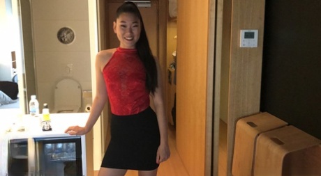 Aziatische amateur Katana doet mee aan POV sex tijdens een eerste afspraakje