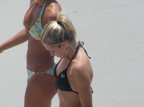 GND Candids Hete meisjes in bikini