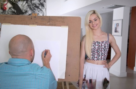 Skinny blonde teen Elsa Jean poses for a sketch artist before fucking him