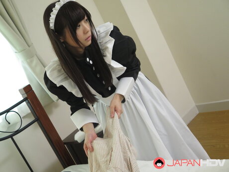 Japanese maid Kurumi Chino takes a break to attend to her horny bush