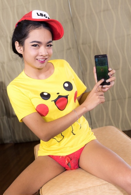 Ladyboy Gold v hlavní roli Yoyo Sex Fotografie