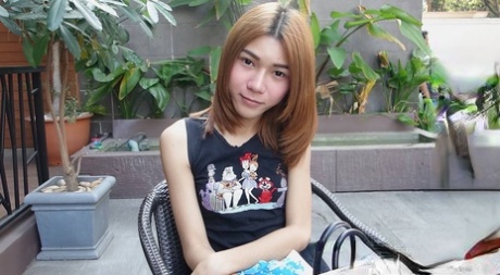 Hello Ladyboy interprété par May Nude Pictures