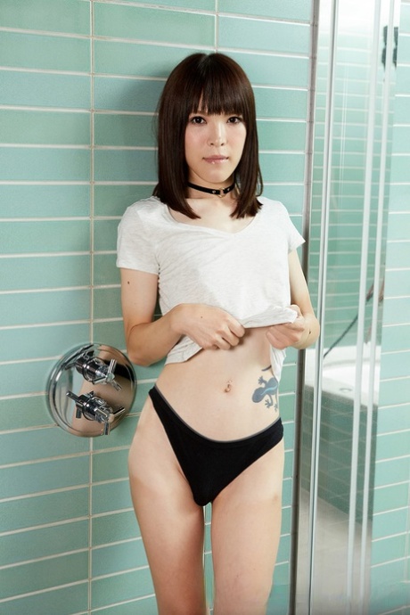 Tran Sex Japan nagie zdjęcia