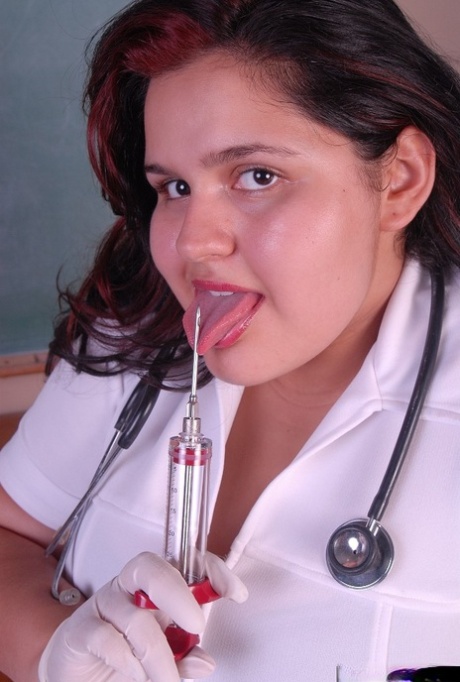 Kinky BBW nurse uses medical instruments and devices while masturbating