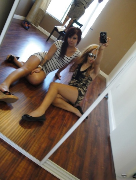 Lesbians with firm asses Madelyn Monroe and Chole Starr take mirror selfies