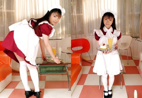 Nastoletnia azjatycka pokojówka z małymi cyckami Emiru Momose zsuwa swój uniform