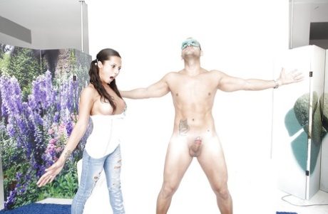 Juggy latina with shaved cunt sucks and fucks a huge meaty pole