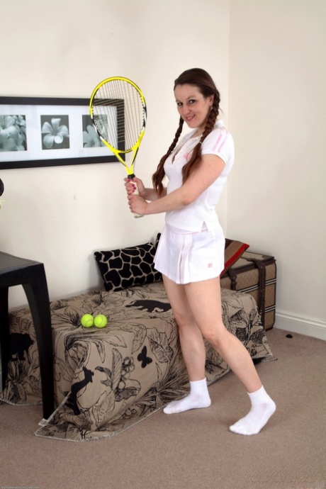 Amateur tennis player Valentina Ross showing off her super furry crotch