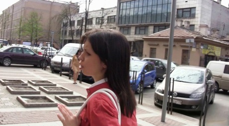 Sexiga ryska flickan Eva blir plöjd & jizzad på av en falsk casting agent