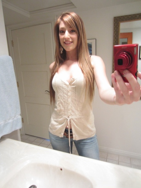 Amateur teen Casana Lei strips in front of mirror and shows her natural curves