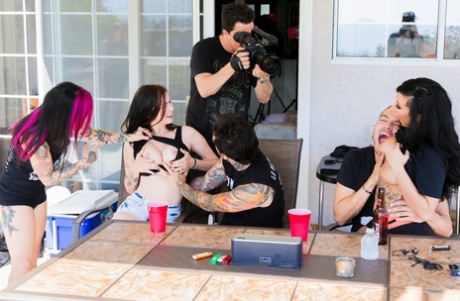 Ink queen Joanna Angel & her colorful friends have sexy fun in outdoor group