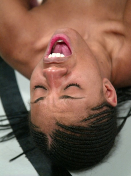 Ultieme Overgave Sydnee Capri, Vendetta