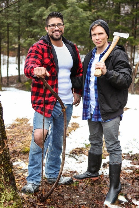 Woodsmen Ryan Bones & Dustin Holloway go gay after a hard day in the woods