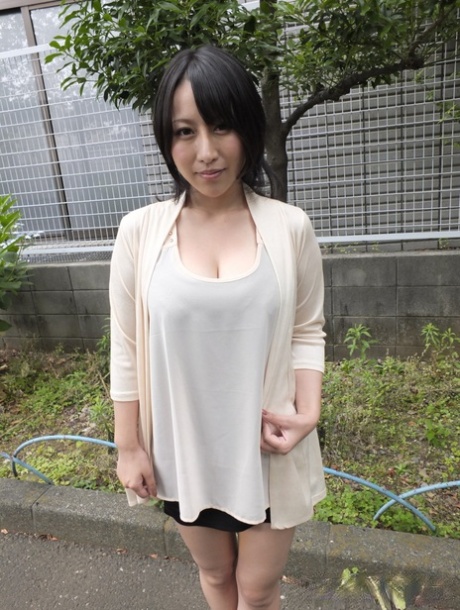 Japanese MILF Yuna Hoshizaki gives public head and shows off her big boobs