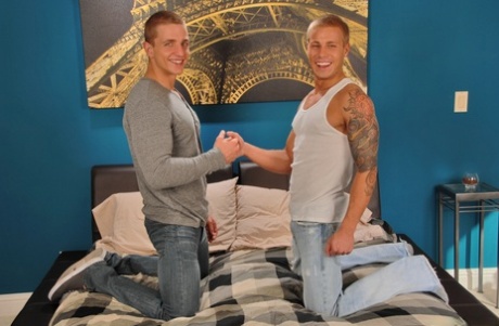 I gay Brody Wilder e Marcus Mojo si spompinano a vicenda e fanno sesso anale hardcore