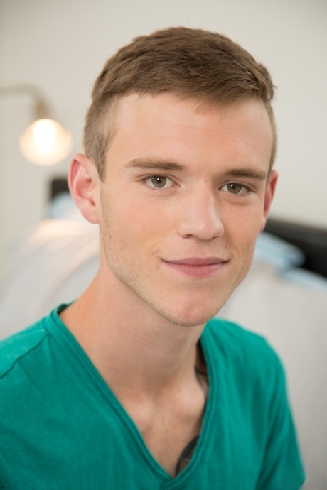 Dilettante gay hunk Gunner & Scott Finn dare ogni altro testa & avere anale sesso