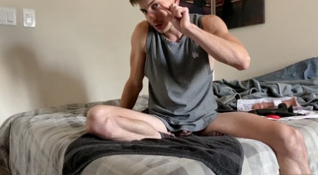 Lonely amateur stallion Michael Jackman fucking his asshole with huge dildos
