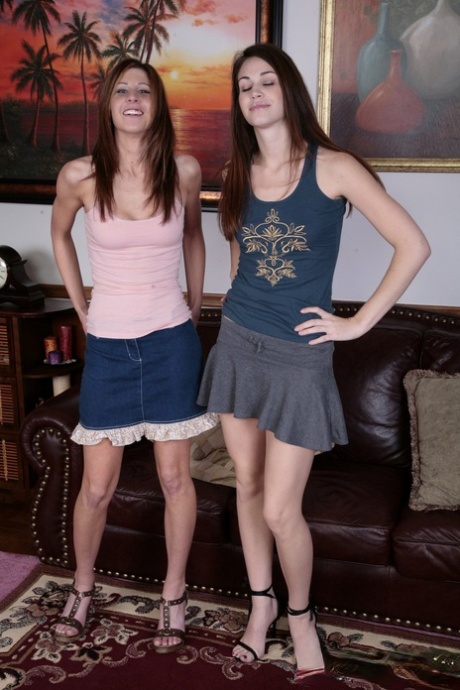 Skinny babes Faith & Lisa Marie expose their bodies & give fascinating blowjob
