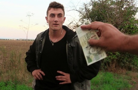 Gay Czech stallion lets a stranger fuck his mouth and asshole for money