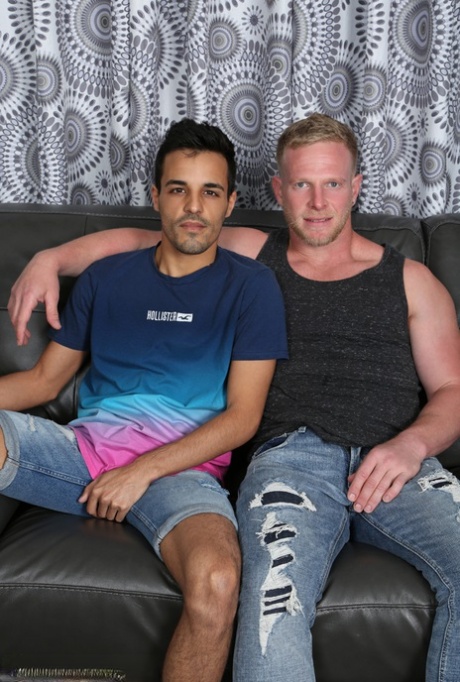 De heta homosexuella männen Maverick Magnussen & Sebastian Long har en fräsande oral session