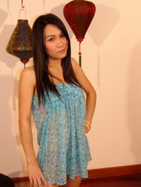 Asiatisches TGirl Nan