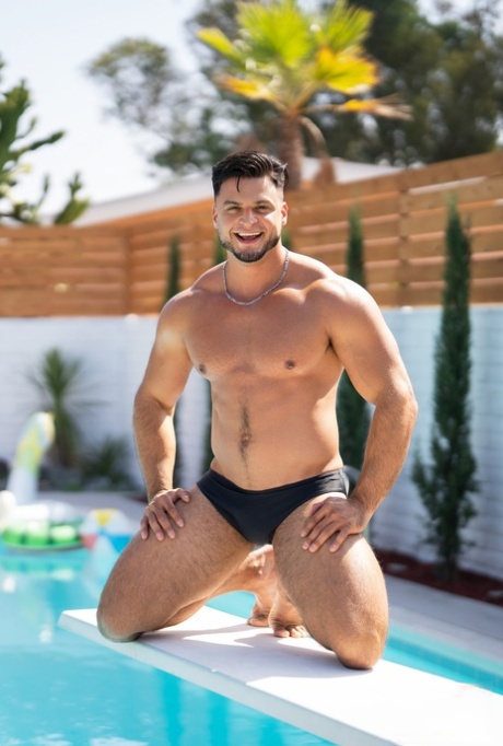 Stunning gay bodybuilders fuck hard after a lovely day in the pool