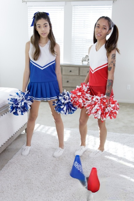 Teen cheerleaders Aria Skye & Harmony Wonder share a boner in a POV threesome