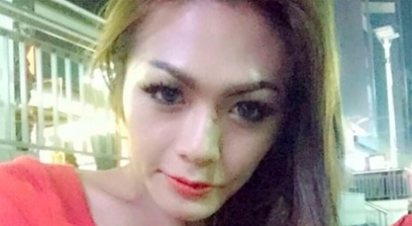 Hallo Ladyboy