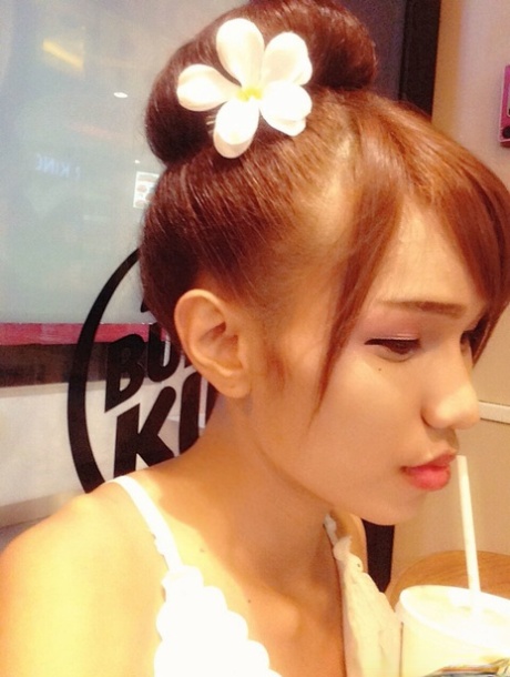 Hallo Ladyboy Ladyboy Noey