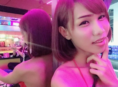 Hallo Ladyboy Ladyboy Noey