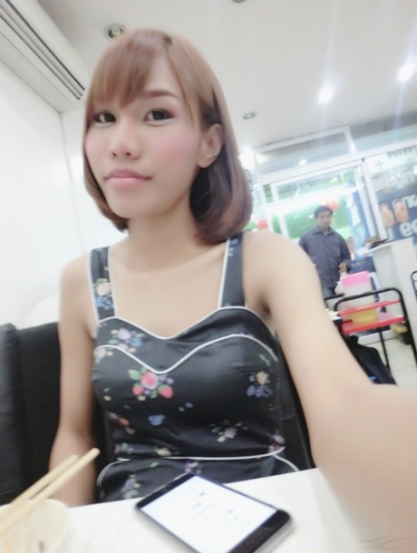 Hallo Ladyboy Ladyboy Noey