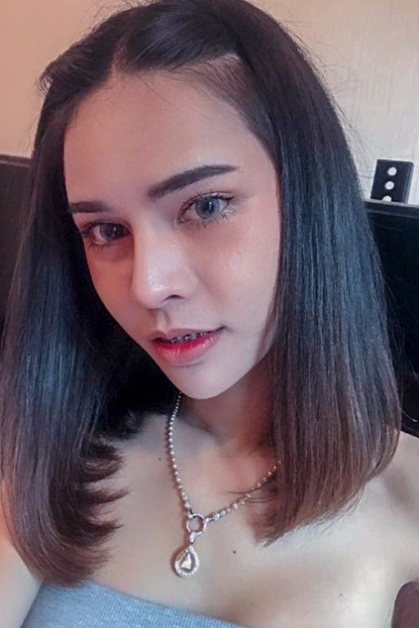 Hallo Ladyboy