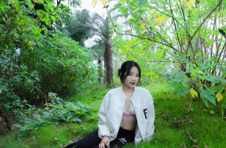 Hot Vietnamese babe Jessica Nguyen posing in nature and in public