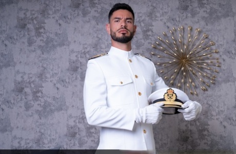 Gay naval officer Nico Zetta analizes a hot bottom after rimming him