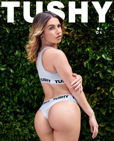 Tushy performed by Chanel Camryn, Oliver Flynn Porn Pictures