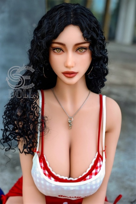 Sex Doll Queen