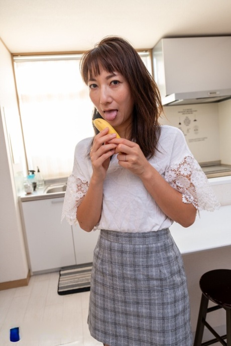 Mature NL performed by Doggy Harukaze, Mika Takahashi Nude Pictures