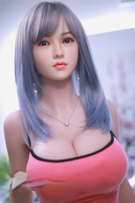 RealSexDoll XXX Pics