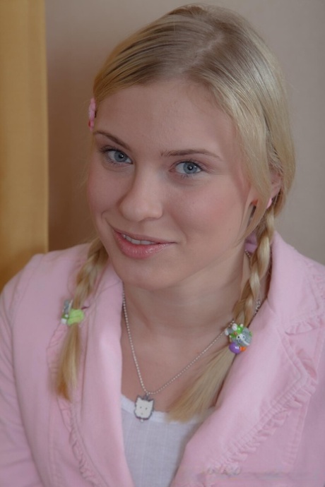 Teen Erotica XXX Irina