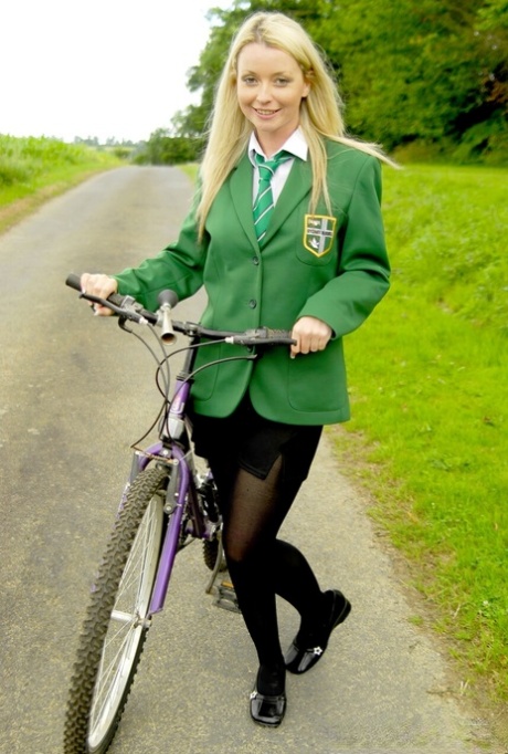 College Uniform performed by Tessa Nude Photos